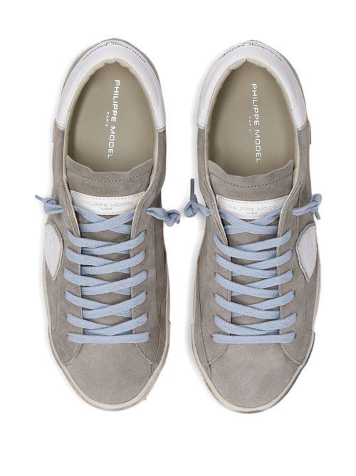 Sneakers uomo basse in pelle grigio/celeste PHILIPPE MODEL | PRLUXS18